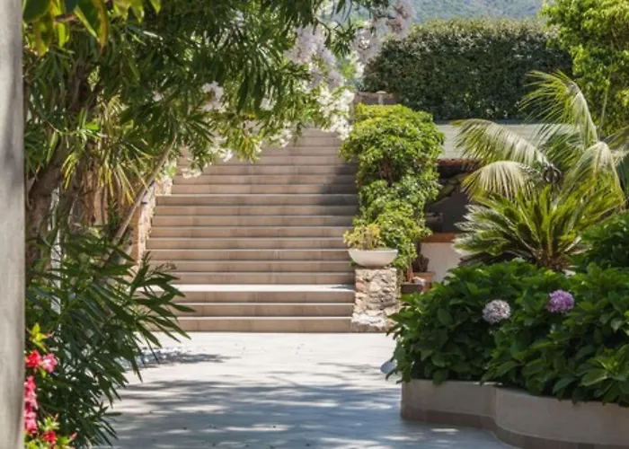 Hotel Restaurant Dolce 4*